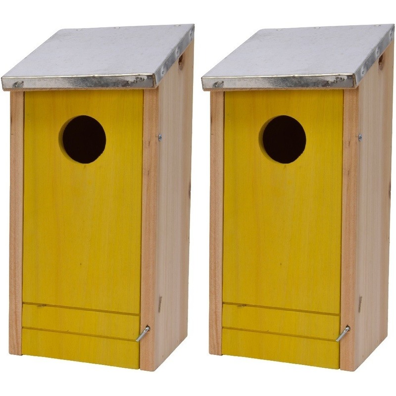 2x Houten vogelhuisjes-nestkastjes gele voorzijde 26 cm