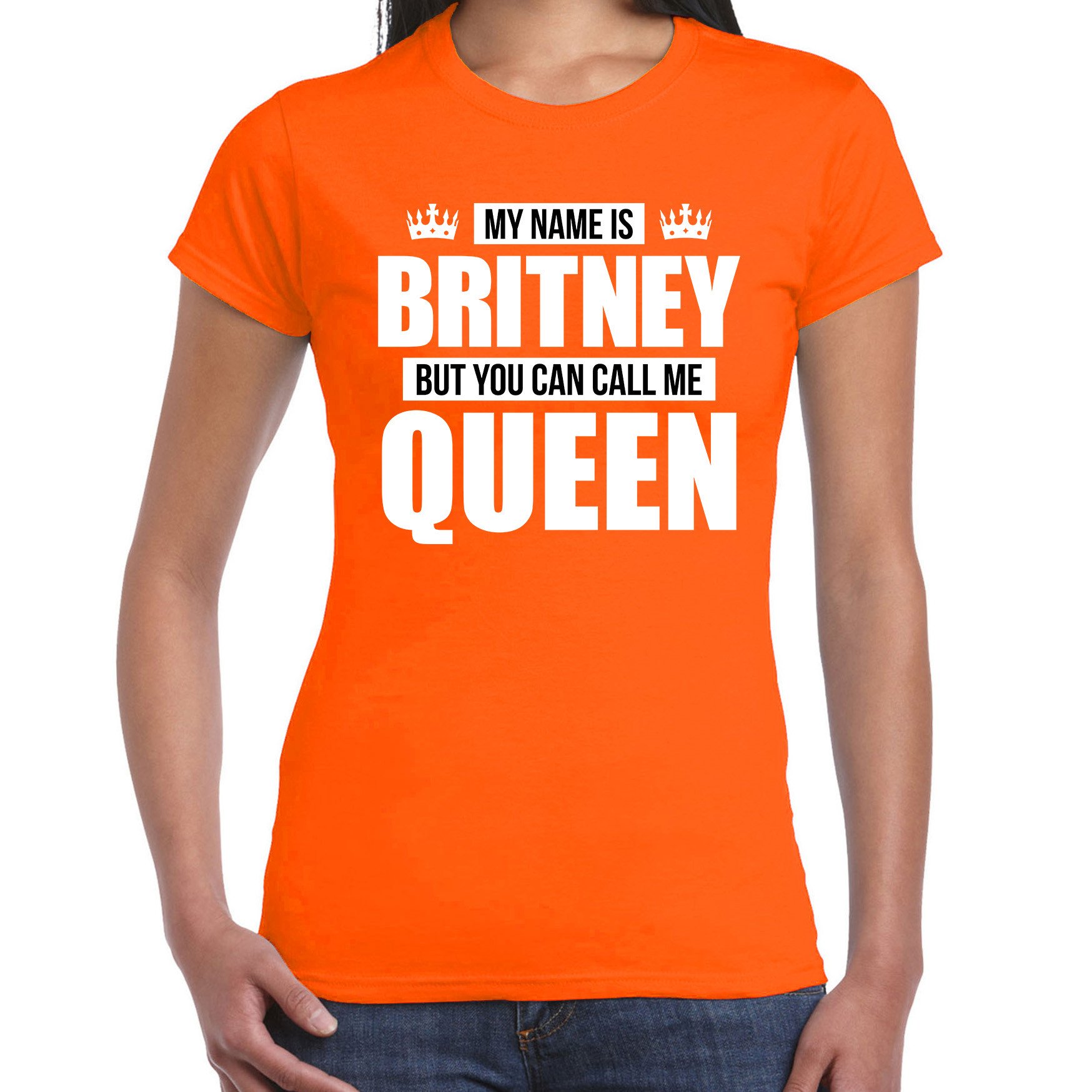 Naam cadeau t-shirt my name is Britney but you can call me Queen oranje voor dames