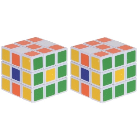 2x Magic cube game 3.5 cm